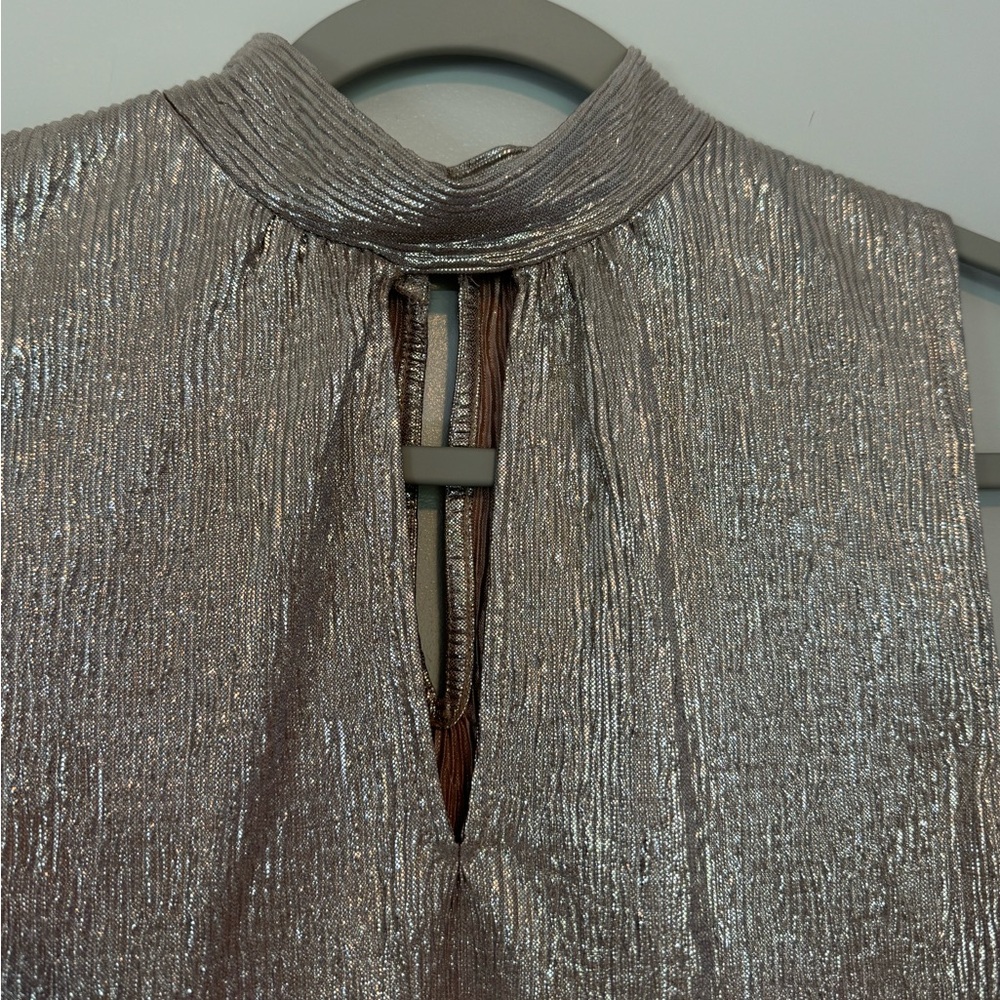 Express Top - Picture 4 of 9